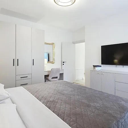Gabrijela A4 - Ground Floor Apartment