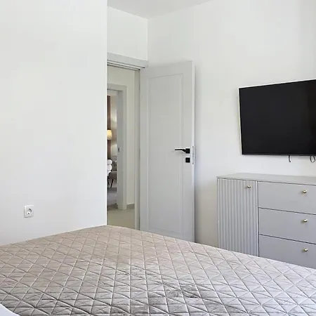 Gabrijela A4 - Ground Floor Apartment