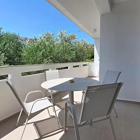 Apartment Gabrijela A4 - Ground Floor Baška